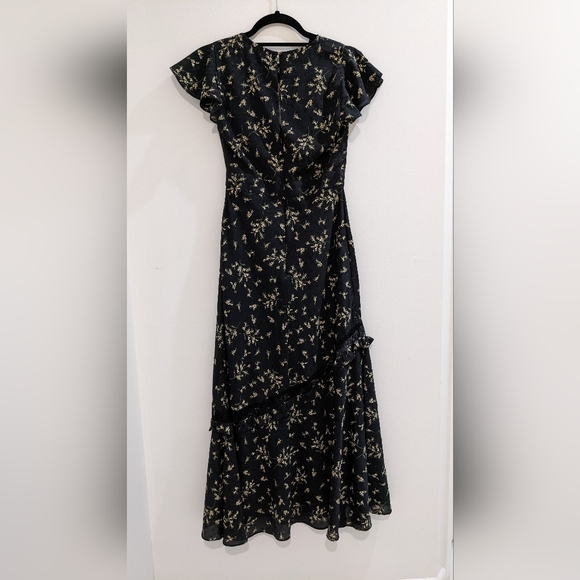 Forever New midi maxi black floral evening dress - Picture 6 of 7